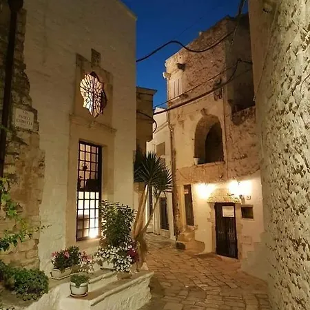 A&g House *